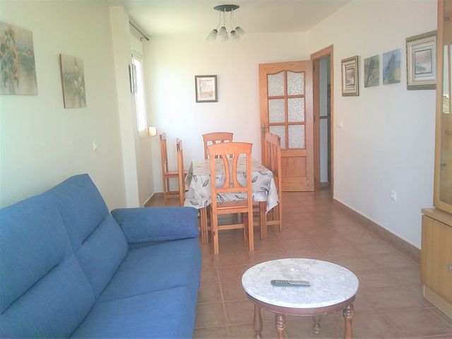 PISO CON COCHERA