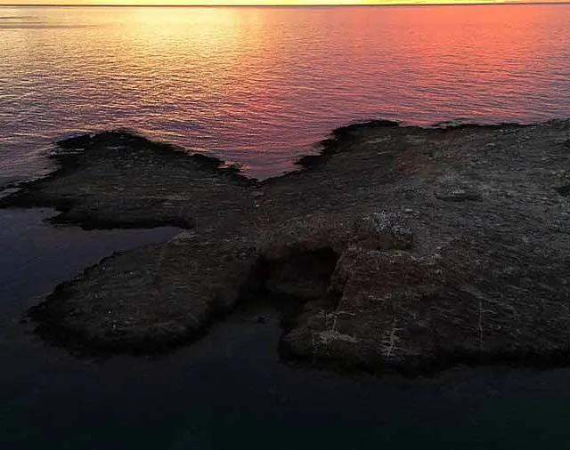 Fincas Mesa Roldán mar en atardecer