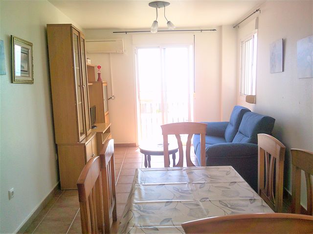 PISO CON COCHERA