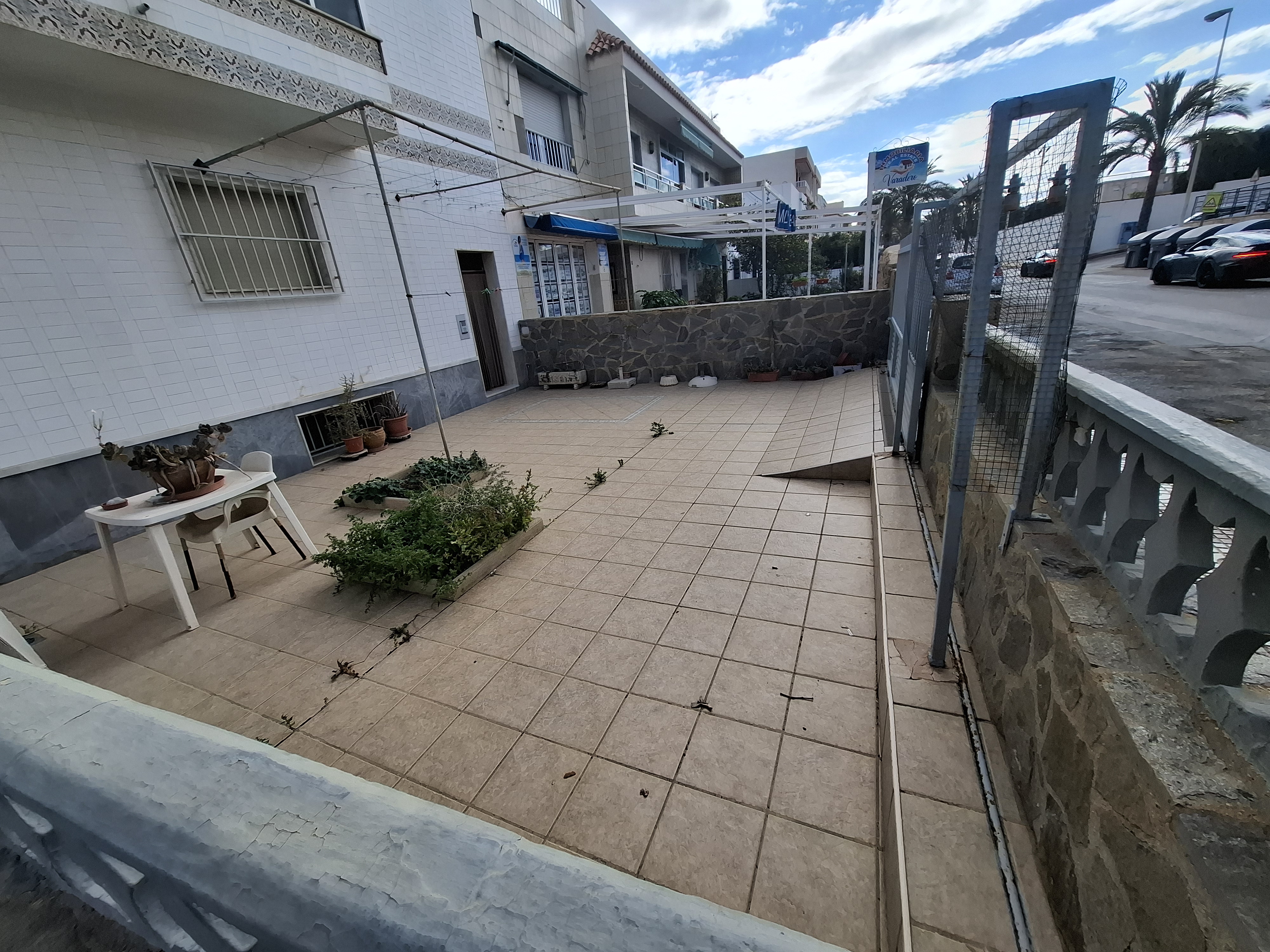 EDIFICIO AL LADO DE LA PLAYA Fincas 122